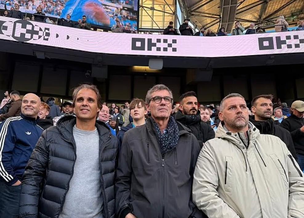 林打开大门 林打开大门