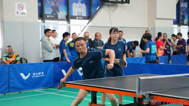 乒乓球落下 乒乓球落下