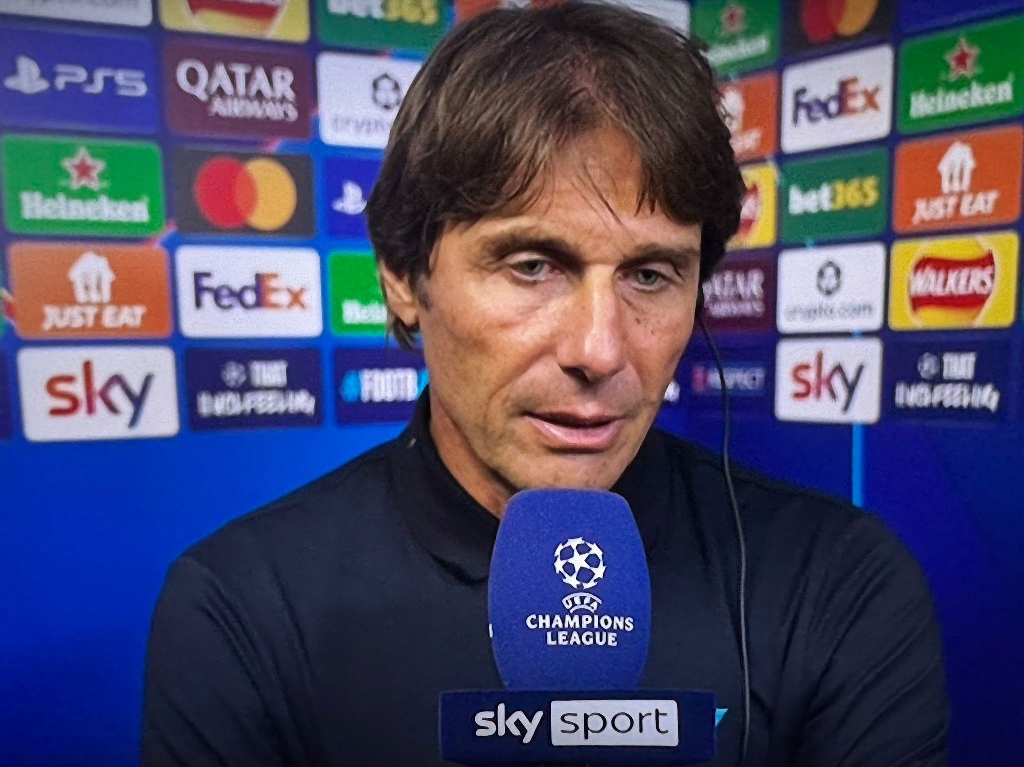 分钟让我更, 但红牌改变, 队的出色态 分钟让我更, 但红牌改变, 队的出色态