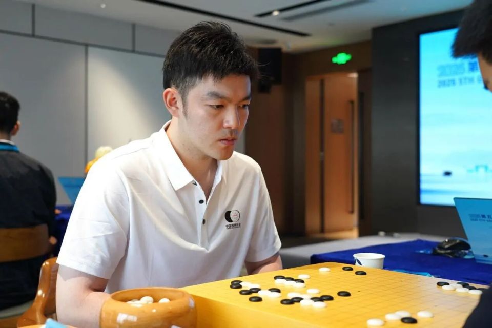 盘成功治孤, 芈昱廷九段, AA